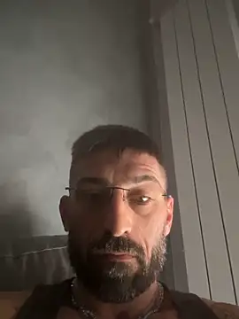 GmGit online show from October 2025 06:58:02 AM