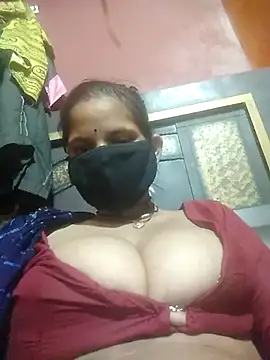 Snapshot of Jyoti_chauhan chatting on September 2025 04:32:02 PM Jyoti chauhan online show from September 2025 04:32:02 PM