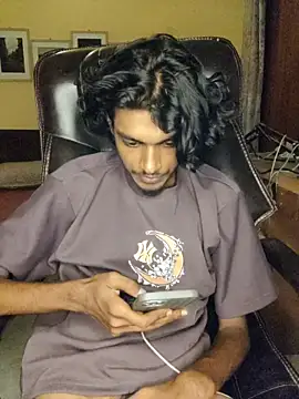 Snapshot of thecatfish chatting on October 2025 04:53:02 PM thecatfish online show from October 2025 04:53:02 PM