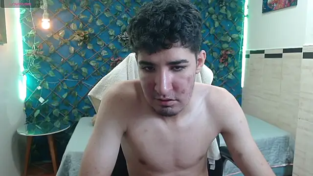 whitebull2606 online show from October 2025 12:01:02 PM