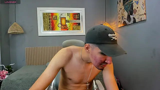 whitebull2606 online show from November 2025 01:10:02 PM