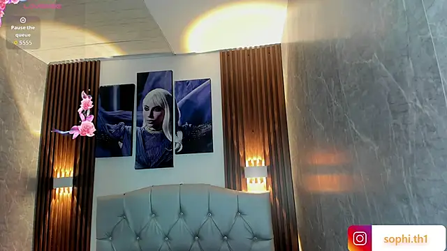 Sophi Thaylorr online show from September 2025 01:05:02 PM