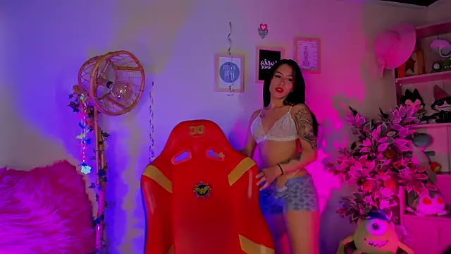 Snapshot of _chloe_moons_ chatting on October 2025 09:55:01 PM chloe moons online show from October 2025 09:55:01 PM