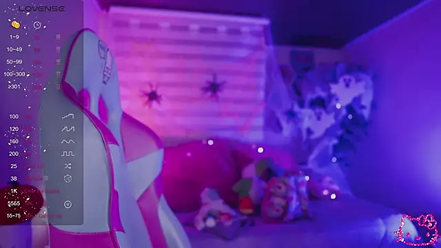 Snapshot of _chloe_moons_ chatting on October 2025 11:26:02 PM chloe moons online show from October 2025 11:26:02 PM