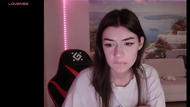 shadowraze228 online show from November 2025 06:18:02 PM