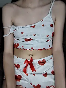 Snapshot of AnnieSparkle chatting on October 2025 12:53:01 AM AnnieSparkle online show from October 2025 12:53:01 AM