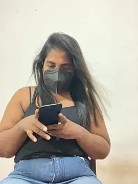 Snapshot of Choco_Chuby chatting on October 2025 03:35:02 PM Choco Chuby online show from October 2025 03:35:02 PM