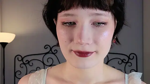 Snapshot of oliviafairy1 chatting on October 2025 05:34:01 PM oliviafairy1 online show from October 2025 05:34:01 PM