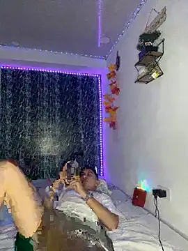 Alejandro BigCock22 online show from September 2025 03:31:01 AM