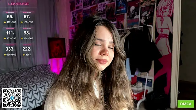 PinkiRay online show from October 2025 05:21:02 PM