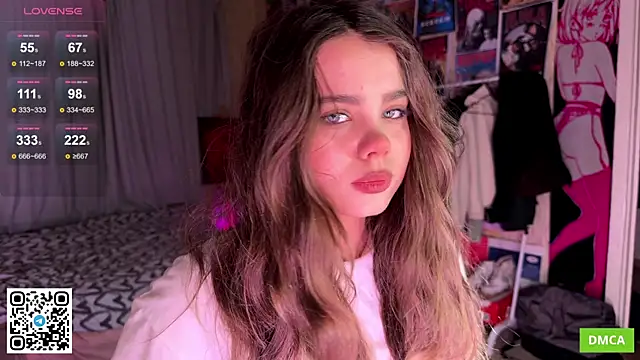 PinkiRay online show from October 2025 05:25:02 PM