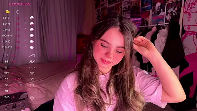 PinkiRay online show from October 2025 05:24:02 PM