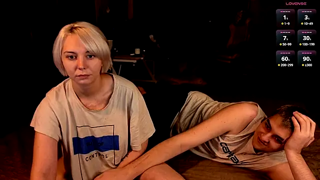 SexVibecouple online show from September 2025 09:38:01 PM