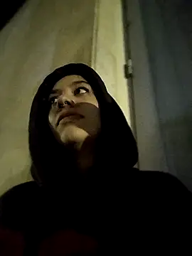 emmii cute online show from November 2025 04:34:02 AM