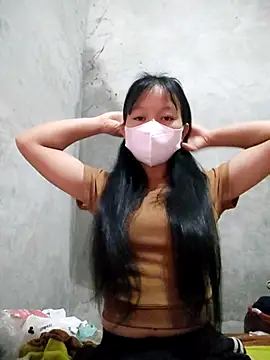 Lilyy-y online show from October 2025 09:23:01 PM