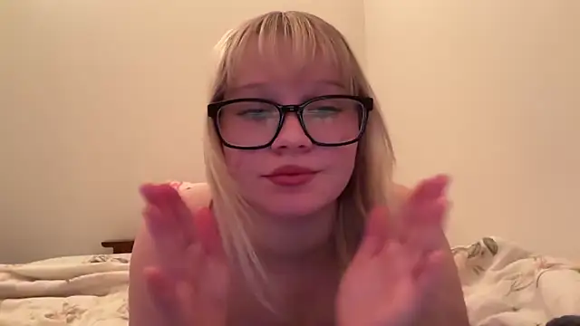 xoxokayy18 online show from October 2025 04:31:01 AM