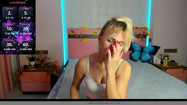 MeryMidnight online show from October 2025 05:52:01 AM