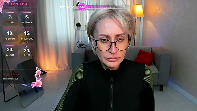 Snapshot of PamellaMurphy chatting on September 2025 08:28:01 AM PamellaMurphy online show from September 2025 08:28:01 AM