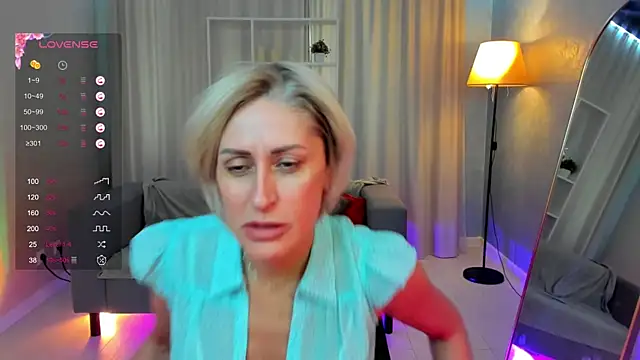 Snapshot of PamellaMurphy chatting on October 2025 08:18:01 AM PamellaMurphy online show from October 2025 08:18:01 AM