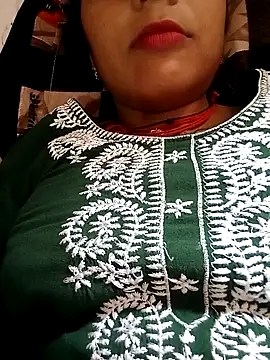 Hot-yuo84 online show from September 2025 06:16:02 AM