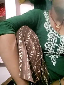 Snapshot of Hot-yuo84 chatting on November 2025 08:24:01 AM Hot-yuo84 online show from November 2025 08:24:01 AM