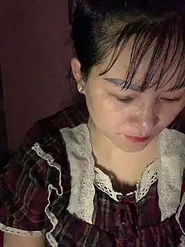 Star-sweet online show from November 2025 01:38:02 AM