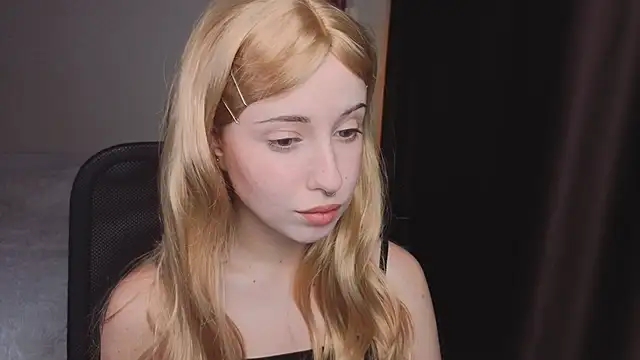 YukiMisa online show from October 2025 04:28:01 PM