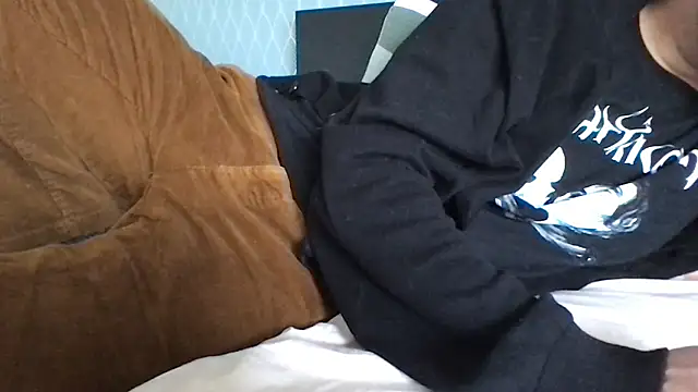 Snapshot of TomieSoichi chatting on September 2025 04:23:02 PM TomieSoichi online show from September 2025 04:23:02 PM