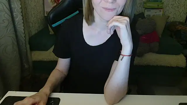 Ogonechekkk online show from September 2025 04:29:01 PM