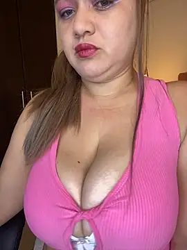 Miaa velvett online show from September 2025 11:32:01 AM
