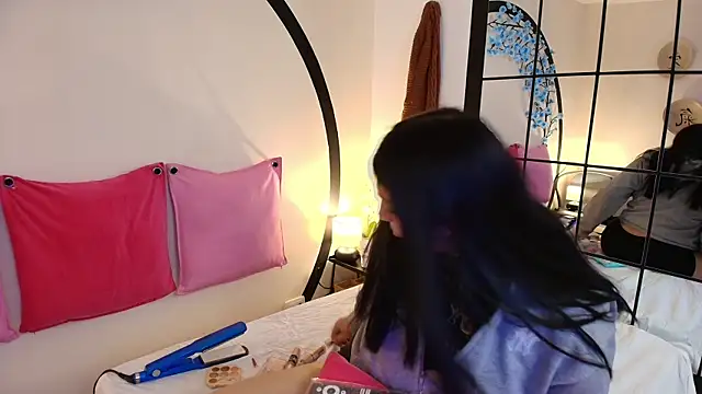 Lunacherry LS online show from September 2025 03:11:01 PM
