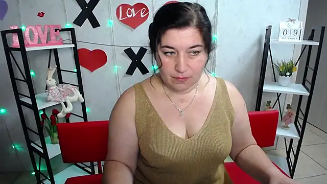 BridjetTur online show from September 2025 05:18:02 AM