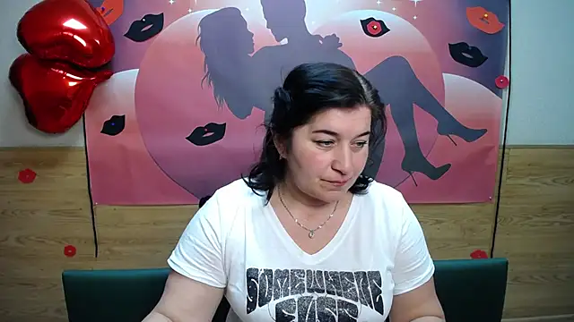 BridjetTur online show from September 2025 11:32:02 AM