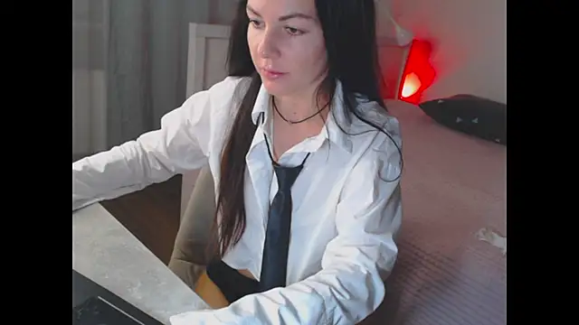 ameliamersi online show from September 2025 04:18:01 PM