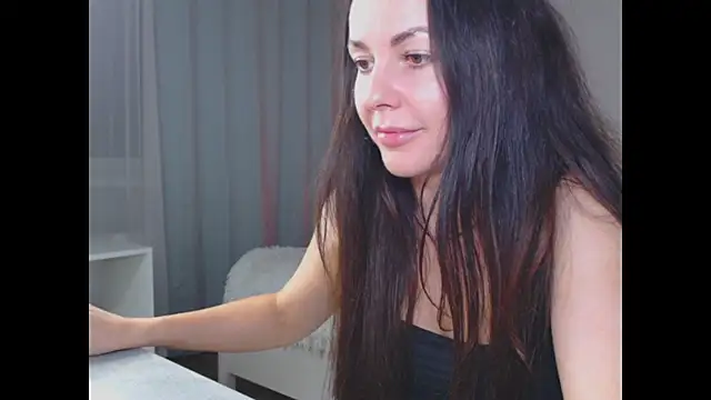 ameliamersi online show from September 2025 05:15:02 PM