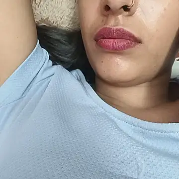 DesiSimran09 online show from October 2025 05:14:01 PM