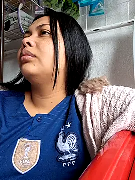 Snapshot of Alessandraa- chatting on October 2025 05:21:01 PM Alessandraa- online show from October 2025 05:21:01 PM