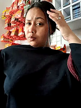 Snapshot of Alessandraa- chatting on October 2025 04:13:02 PM Alessandraa- online show from October 2025 04:13:02 PM