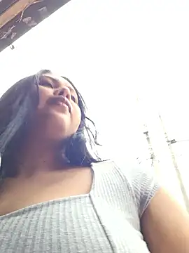 Snapshot of Alessandraa- chatting on October 2025 07:37:01 PM Alessandraa- online show from October 2025 07:37:01 PM