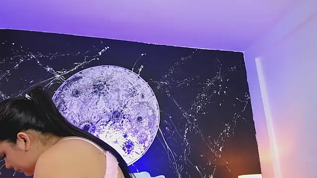 ScarletMoon1  online show from October 2025 12:49:02 PM