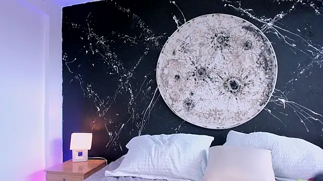 ScarletMoon1  online show from October 2025 07:51:01 PM