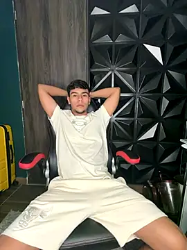 CHR58  online show from October 2025 12:43:02 AM