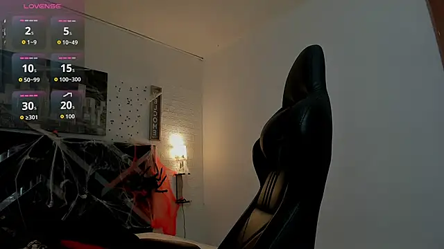 iamCharlotte19 online show from October 2025 08:05:01 PM