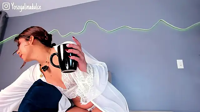 AlinaSweett  online show from October 2025 04:05:02 PM