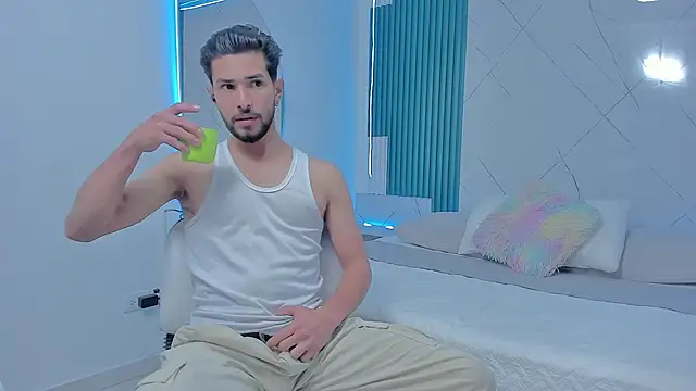 Aronn King online show from September 2025 12:55:01 AM
