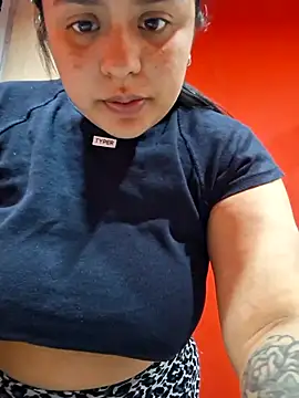 Marenna- online show from September 2025 01:49:02 AM