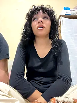 Snapshot of Casal-foda_braba chatting on October 2025 10:50:02 PM Casal-foda braba online show from October 2025 10:50:02 PM