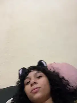 Snapshot of Casal-foda_braba chatting on October 2025 03:50:02 AM Casal-foda braba online show from October 2025 03:50:02 AM