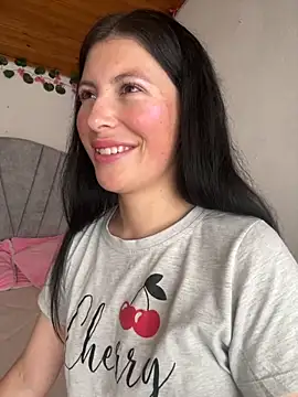 Snapshot of Mia_salinass chatting on September 2025 06:08:01 PM Mia salinass online show from September 2025 06:08:01 PM