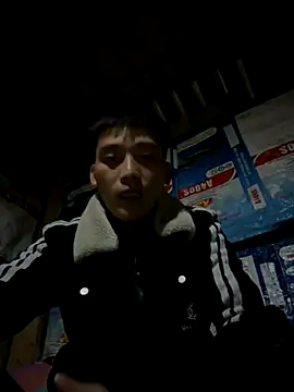 Snapshot of Chao_xxx chatting on November 2025 01:00:01 PM Chao xxx online show from November 2025 01:00:01 PM